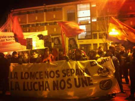 Pancartas y banderas. Concentración 7 de febrero en Cuenca. Fuente: Propia