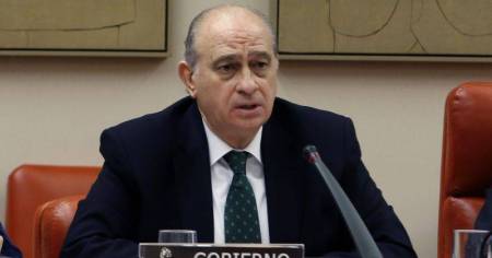 Fernández D´íaz durante las declaraciones sobre la tragedia de Ceuta. Foto: ElperiodicodeAragón