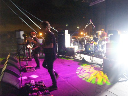 Triángulo de Amor Bizarro en directo